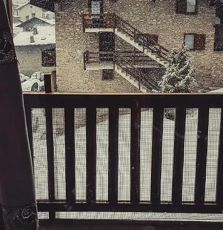 Snowy Wood Cabin Verrand Exterior photo